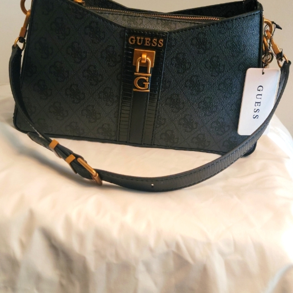 Guess NWT